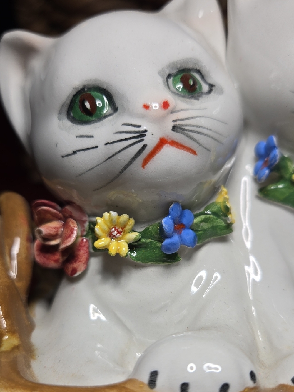 Vintage "Kittens In A Basket With Floral Collars" - Picture 2 of 11